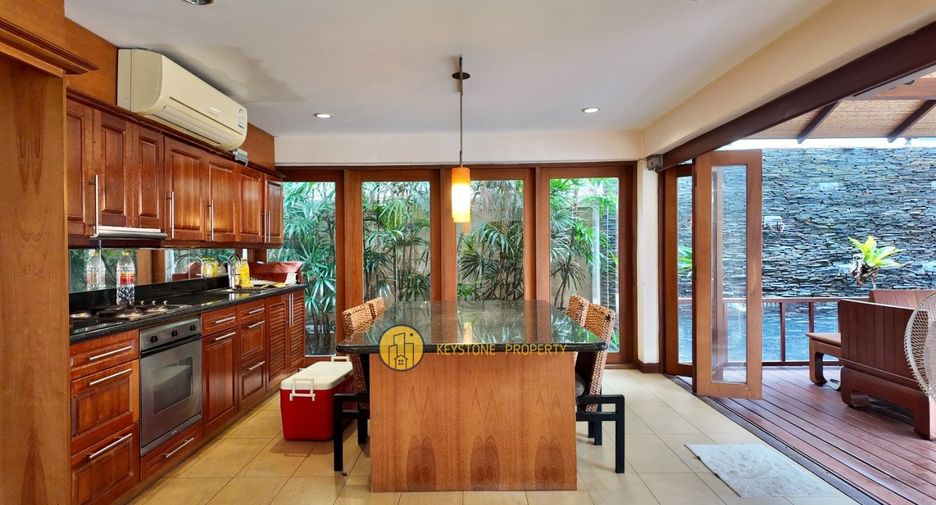 For sale 4 ベッドルーム villa in Bang Lamung, Chonburi
