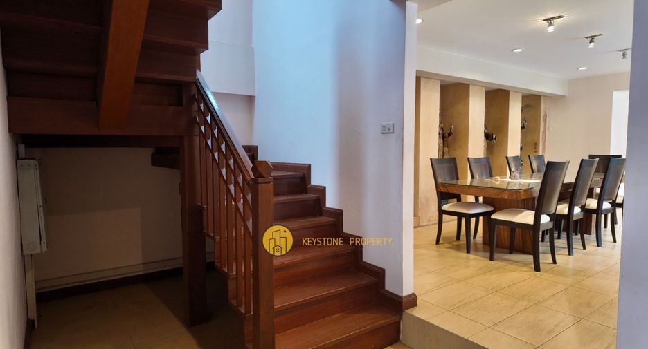 For sale 4 ベッドルーム villa in Bang Lamung, Chonburi