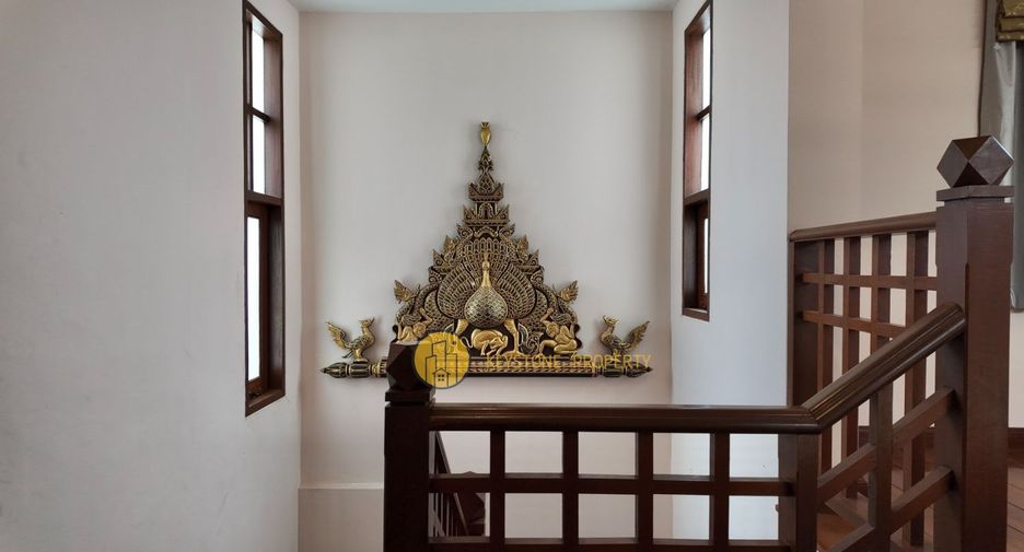 For sale 4 ベッドルーム villa in Bang Lamung, Chonburi