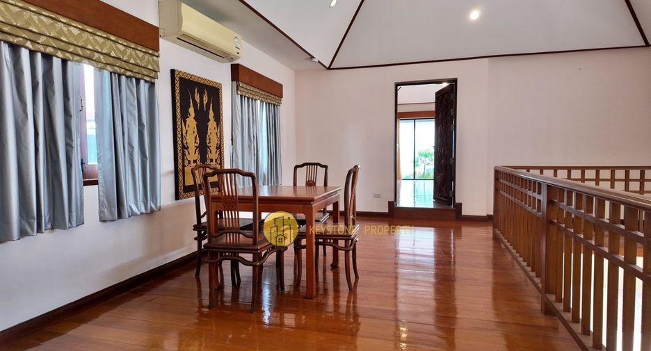 For sale 4 ベッドルーム villa in Bang Lamung, Chonburi