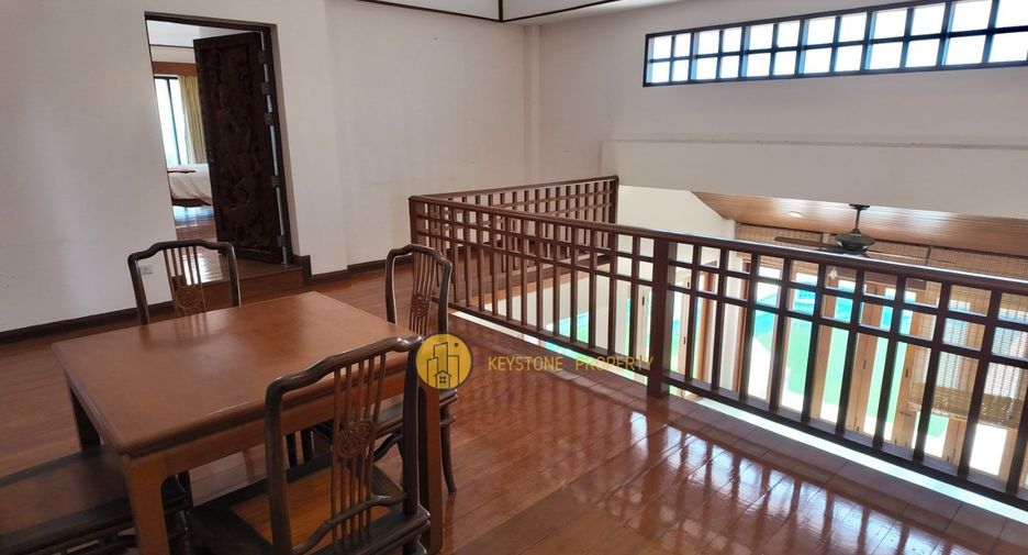 For sale 4 ベッドルーム villa in Bang Lamung, Chonburi