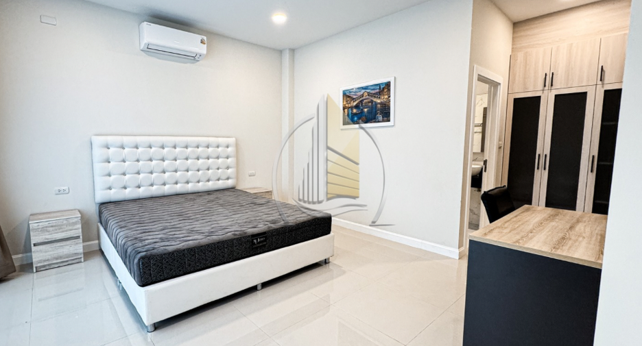 For rent 3 bedrooms house in Bang Lamung, Chonburi