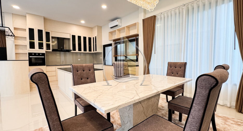 For rent 3 bedrooms house in Bang Lamung, Chonburi