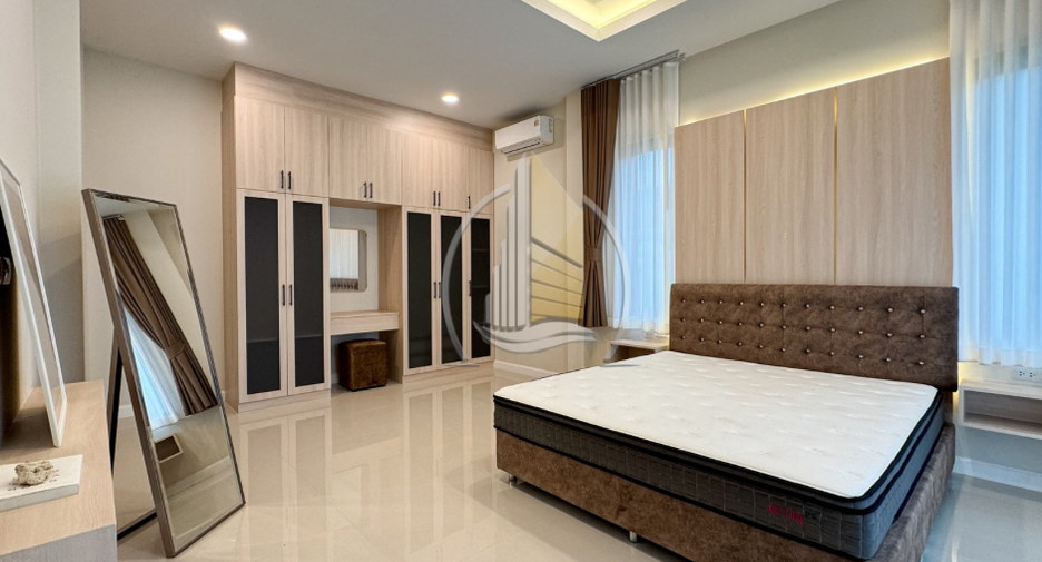 For rent 3 bedrooms house in Bang Lamung, Chonburi