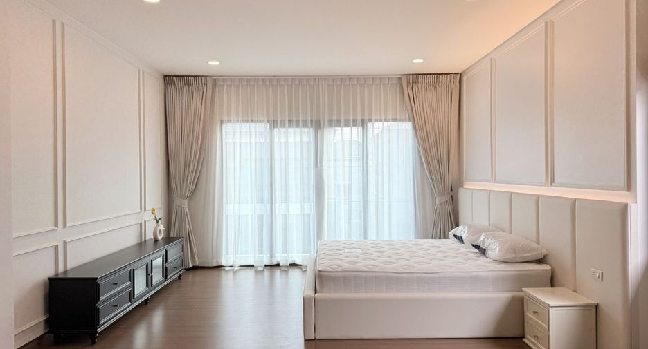 À louer 4 chambres maison à Bang Phli, Samut Prakan