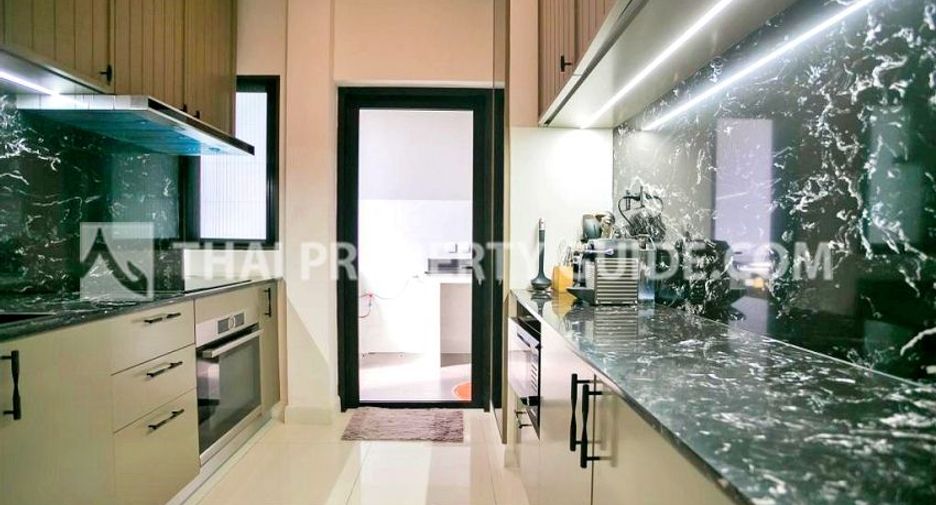 For rent 3 bedrooms house in Wang Thonglang, Bangkok