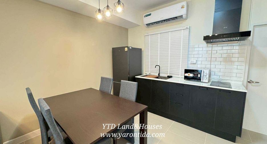For rent 3 ベッドルーム townhouse in Bang Phli, Samut Prakan