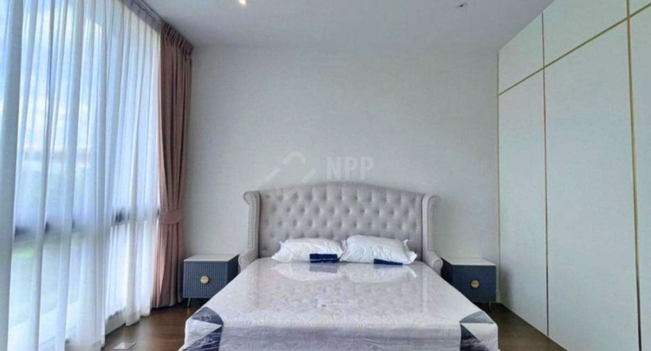 For rent 4 bedrooms house in Bang Kapi, Bangkok
