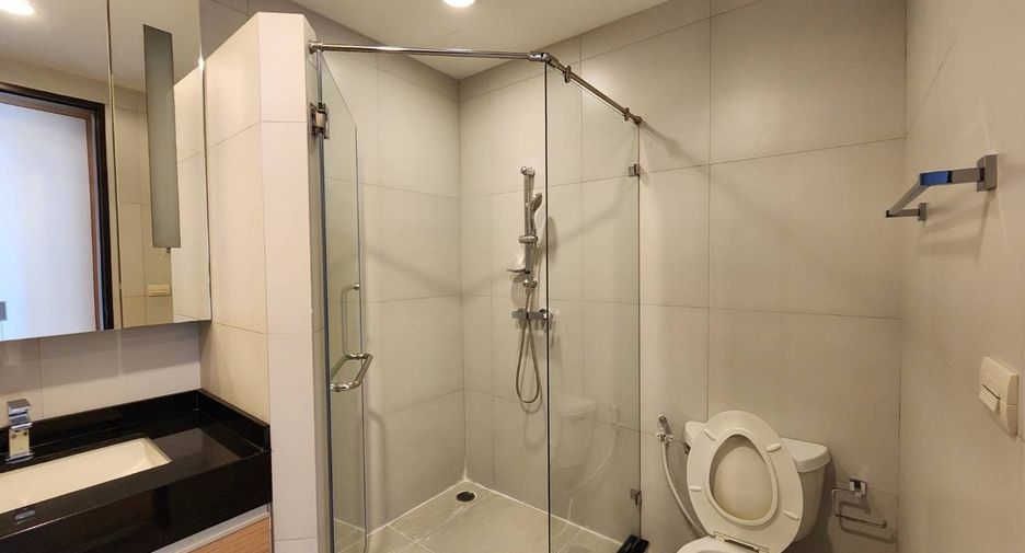 Apartamento en alquiler de 2 habitaciones en Khlong Toei, Bangkok