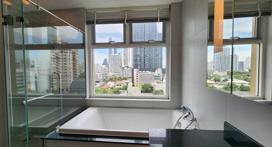 Apartamento en alquiler de 2 habitaciones en Khlong Toei, Bangkok