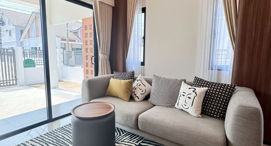 For sale 2 bedrooms townhouse in Bang Lamung, Chonburi