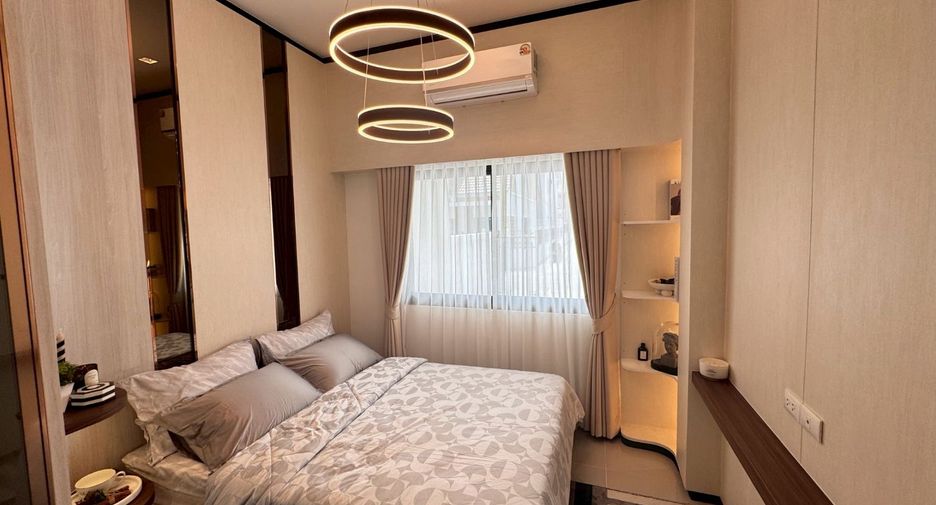 For sale 2 bedrooms townhouse in Bang Lamung, Chonburi