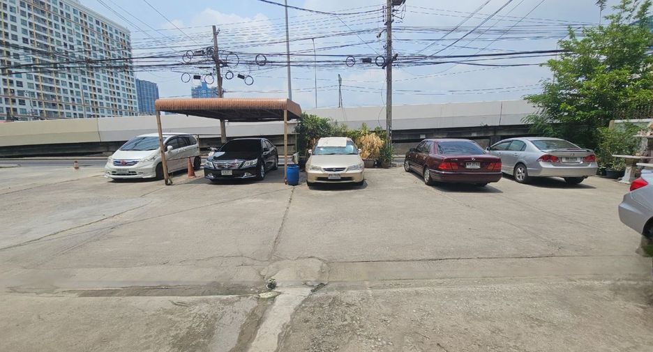 For sale 5 bedrooms retail Space in Thon Buri, Bangkok