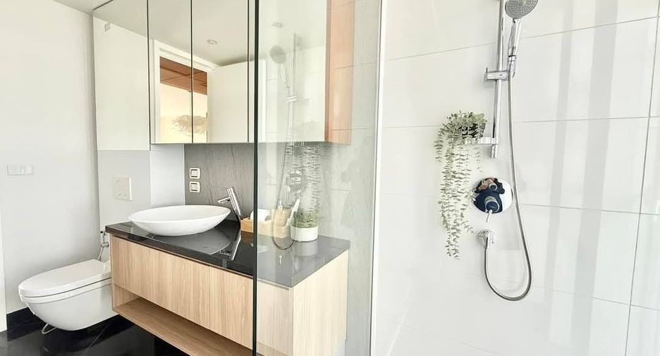 For sale 3 bedrooms condo in Sattahip, Chonburi