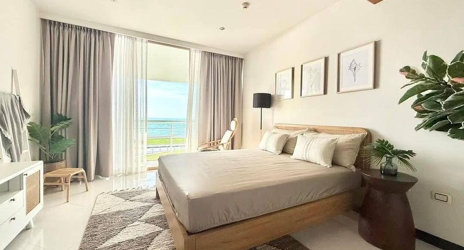 For sale 3 bedrooms condo in Sattahip, Chonburi