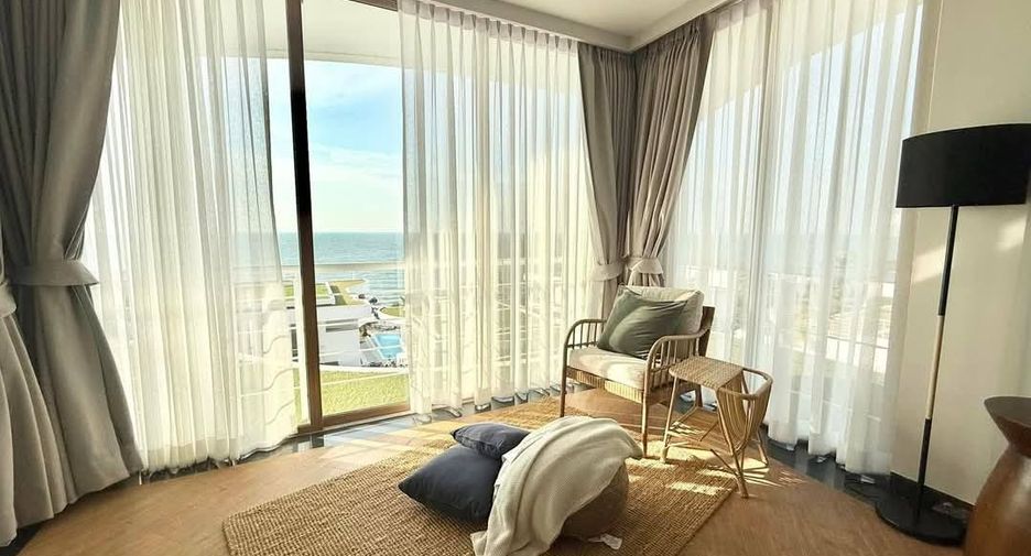For sale 3 bedrooms condo in Sattahip, Chonburi