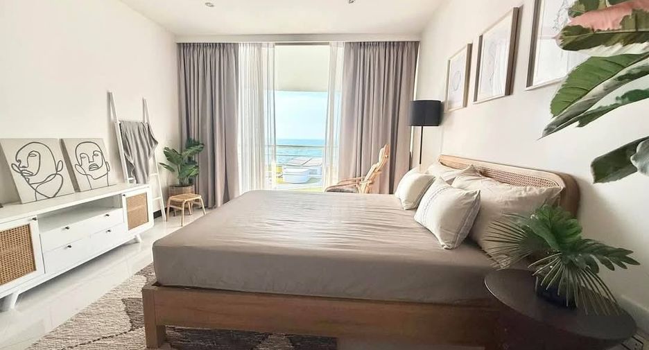 For sale 3 bedrooms condo in Sattahip, Chonburi