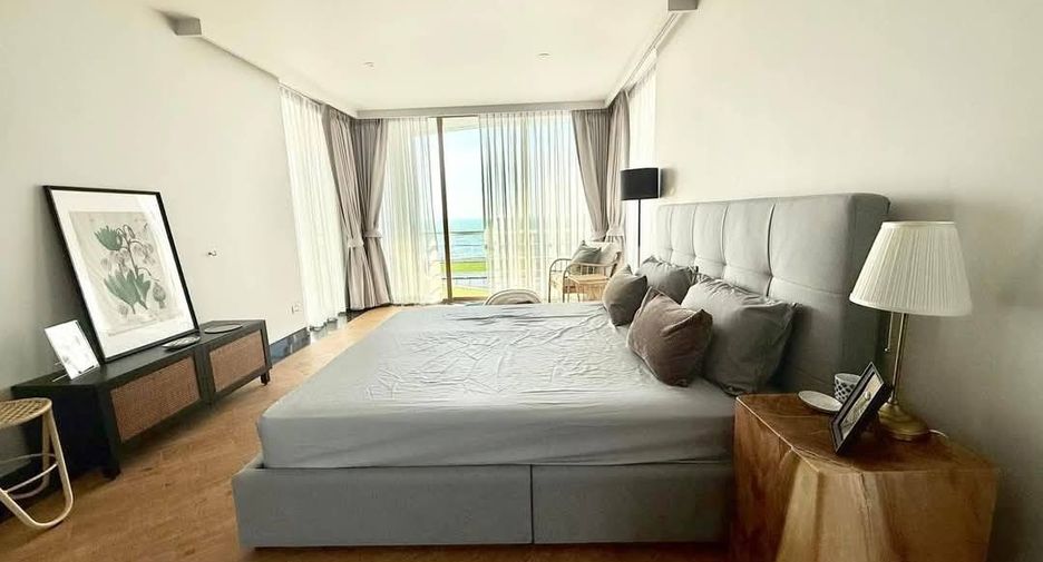 For sale 3 bedrooms condo in Sattahip, Chonburi