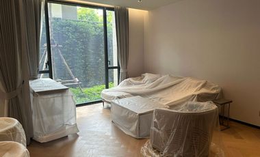 For rent 2 bed condo in Watthana, Bangkok