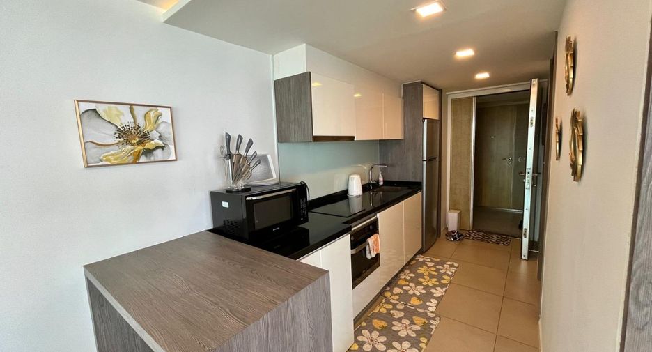 For sale 1 bed condo in Sattahip, Chonburi