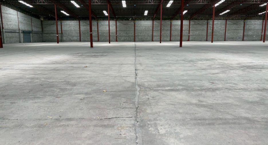 For rent warehouse in Mueang Rayong, Rayong