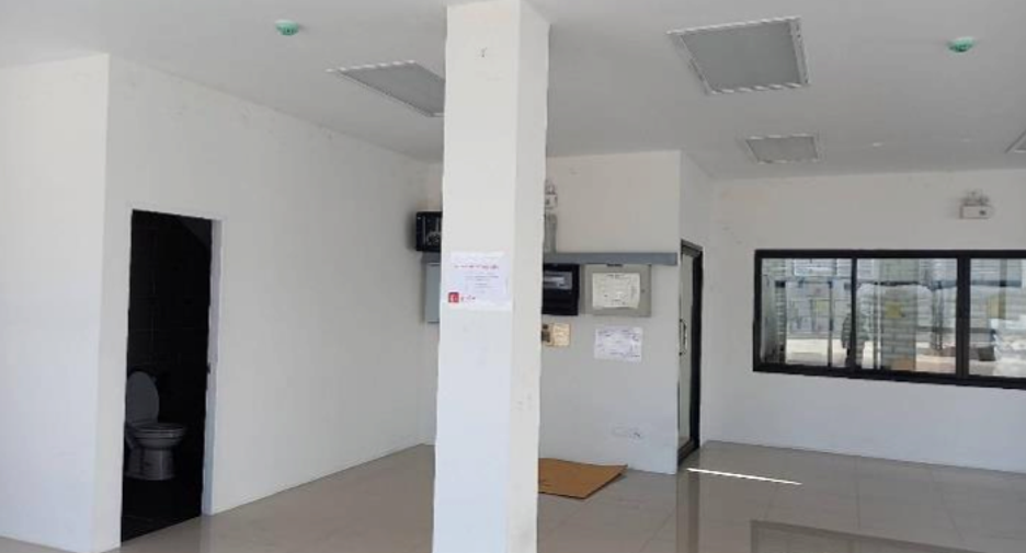 For rent warehouse in Mueang Rayong, Rayong