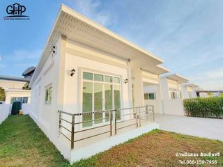For sale 3 bed townhouse in Ban Pong, Ratchaburi