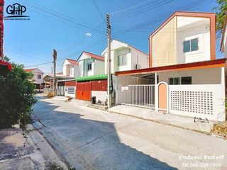 For sale 2 bed townhouse in Mueang Lop Buri, Lopburi