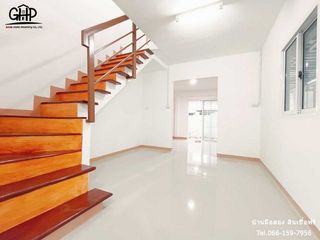For sale 2 bed townhouse in Mueang Lop Buri, Lopburi