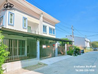 For sale 2 bed townhouse in Mueang Sing Buri, Sing Buri