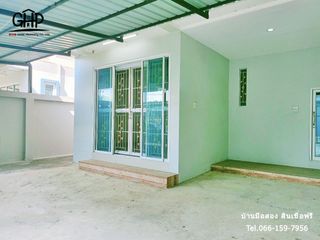 For sale 2 bed townhouse in Mueang Sing Buri, Sing Buri
