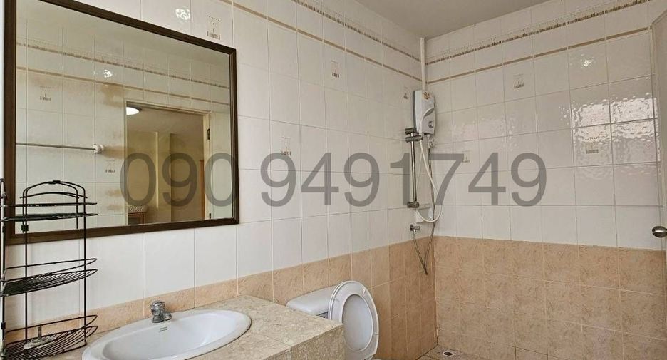 Reihenhaus zur Miete mit 3 Zimmer in Lam Luk Ka, Pathum Thani