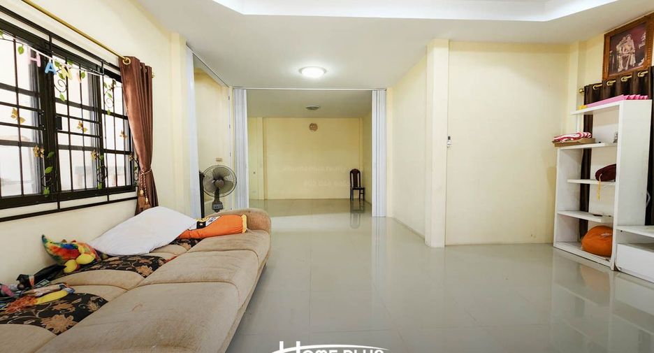 For sale 3 bedrooms house in Mueang Samut Prakan, Samut Prakan