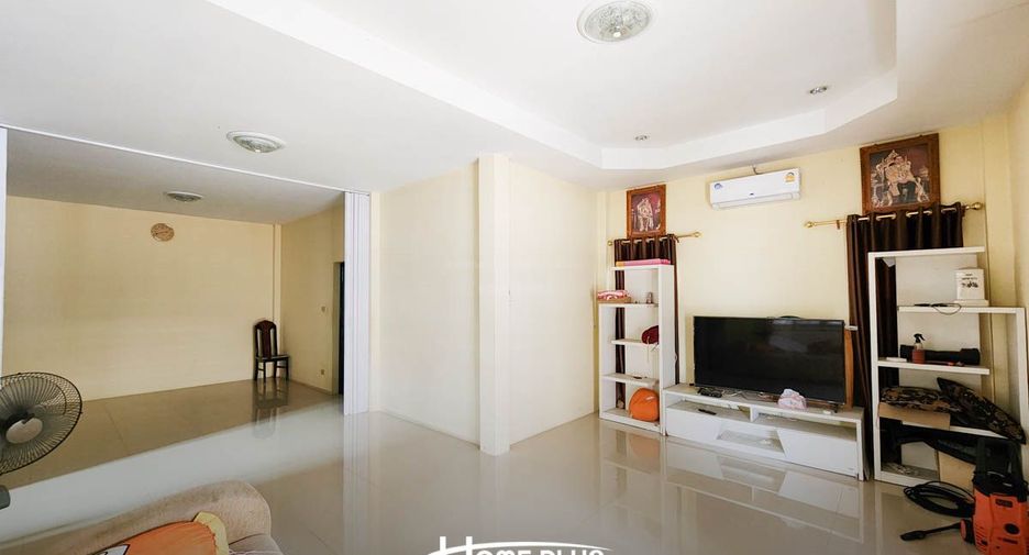 For sale 3 bedrooms house in Mueang Samut Prakan, Samut Prakan
