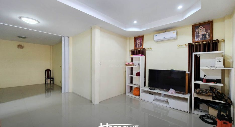 For sale 3 bedrooms house in Mueang Samut Prakan, Samut Prakan