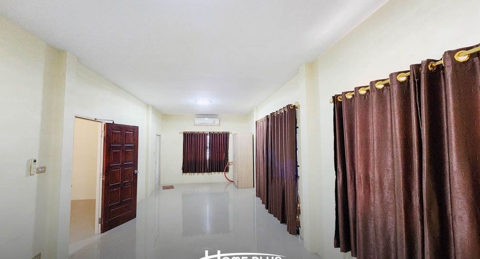 For sale 3 bedrooms house in Mueang Samut Prakan, Samut Prakan