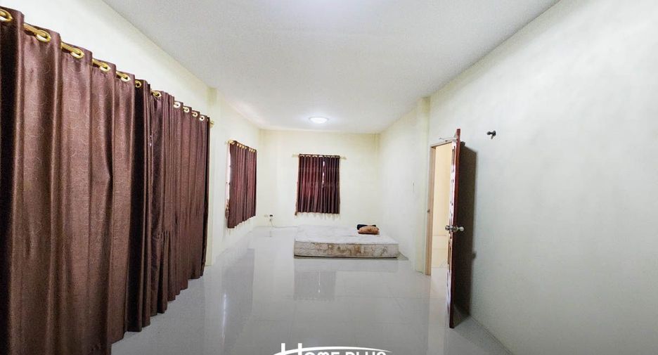 For sale 3 bedrooms house in Mueang Samut Prakan, Samut Prakan