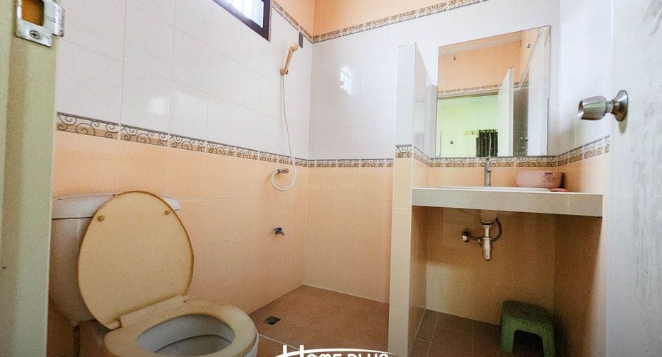 For sale 3 bedrooms house in Mueang Samut Prakan, Samut Prakan