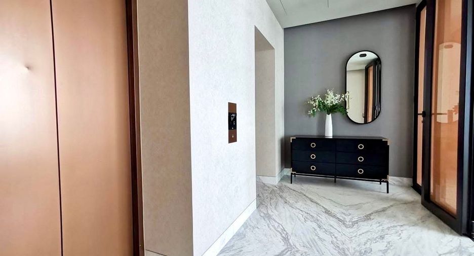 Condo en alquiler y en venta de 2 habitaciones en Watthana, Bangkok