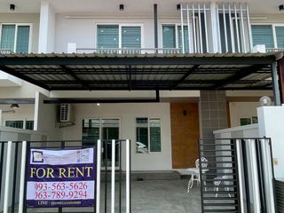 For Rent 3 Bedroom Townhouse In Mueang Chiang Mai