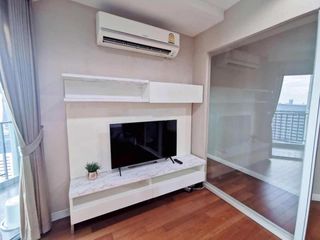 For rent 3 bed condo in Huai Khwang, Bangkok