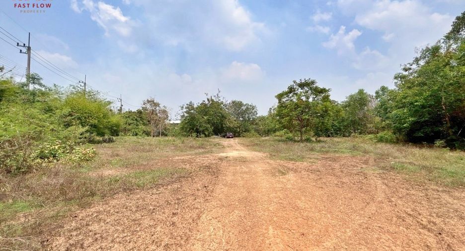 For sale land in Si Maha Phot, Prachin Buri