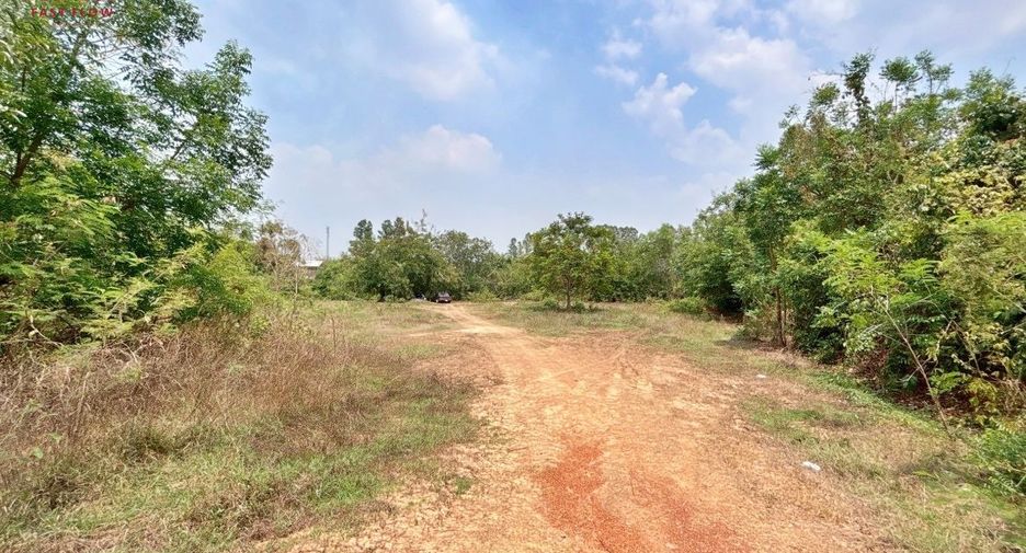 For sale land in Si Maha Phot, Prachin Buri