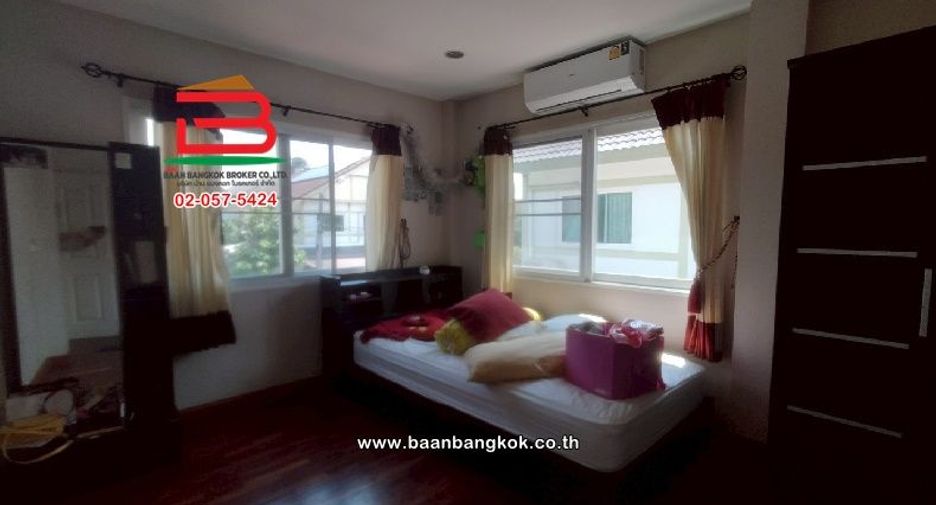 For rent 3 bedrooms house in Sai Mai, Bangkok