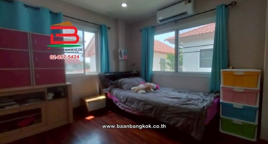 For rent 3 bedrooms house in Sai Mai, Bangkok