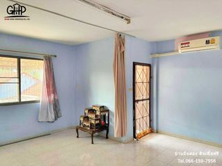 For sale 3 Beds townhouse in Mueang Nakhon Sawan, Nakhon Sawan