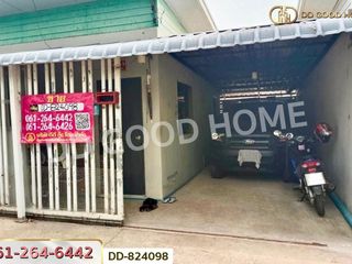 For sale 2 bed townhouse in Si Maha Phot, Prachin Buri