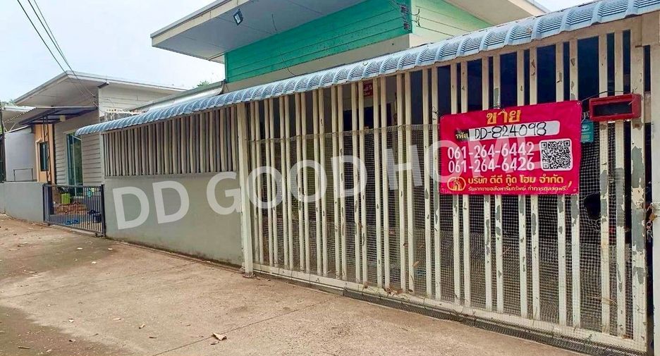 For sale 2 bedrooms townhouse in Si Maha Phot, Prachin Buri