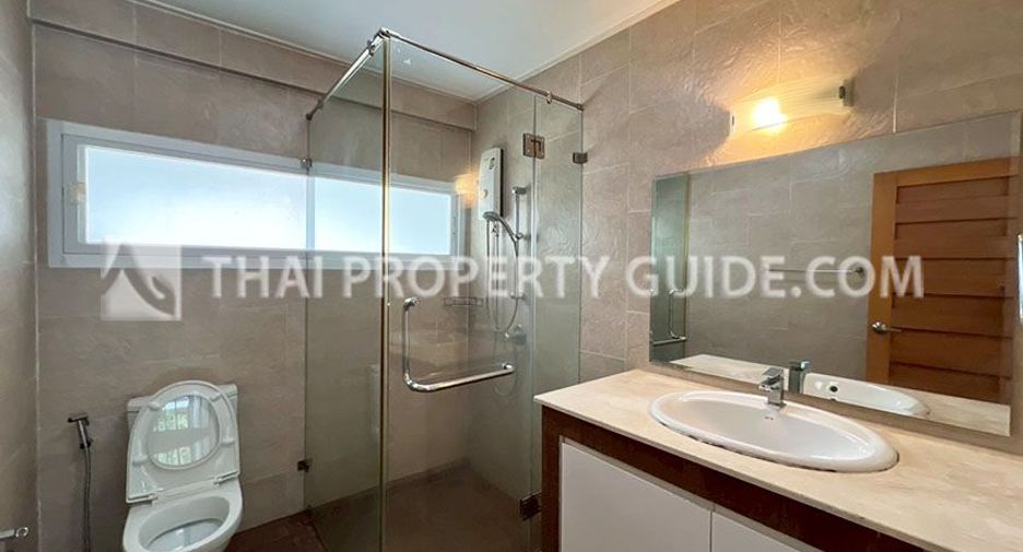 Haus zur Miete mit 3 Zimmer in Suan Luang, Bangkok