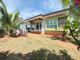 For sale 3 bedrooms house in Mueang Surat Thani, Surat Thani